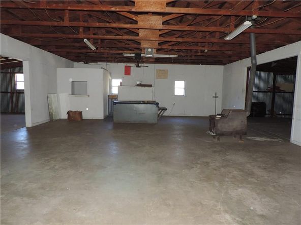 600 E Beaumont Ave, Cooper, TX 75432